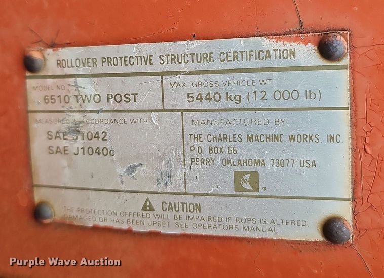 image for item DO4261 Ditch Witch 6510  rock saw