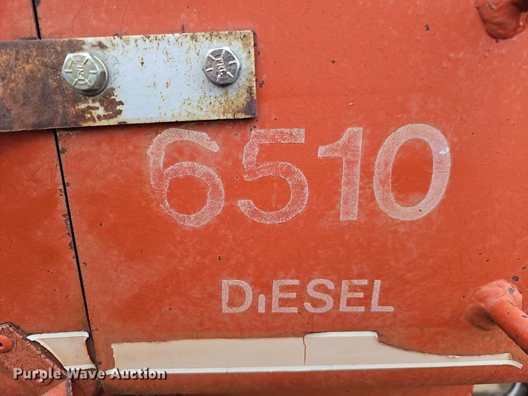 image for item DO4261 Ditch Witch 6510  rock saw