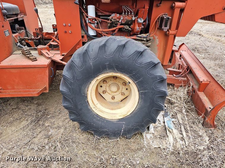 image for item DO4261 Ditch Witch 6510  rock saw