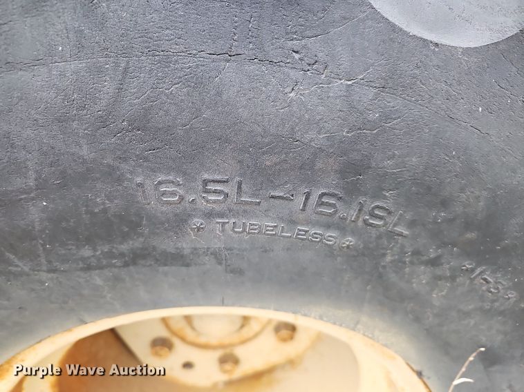 image for item DO4261 Ditch Witch 6510  rock saw