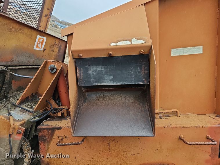 image for item DO4262 Ditch Witch 6510  rock saw