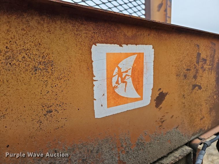 image for item DO4262 Ditch Witch 6510  rock saw