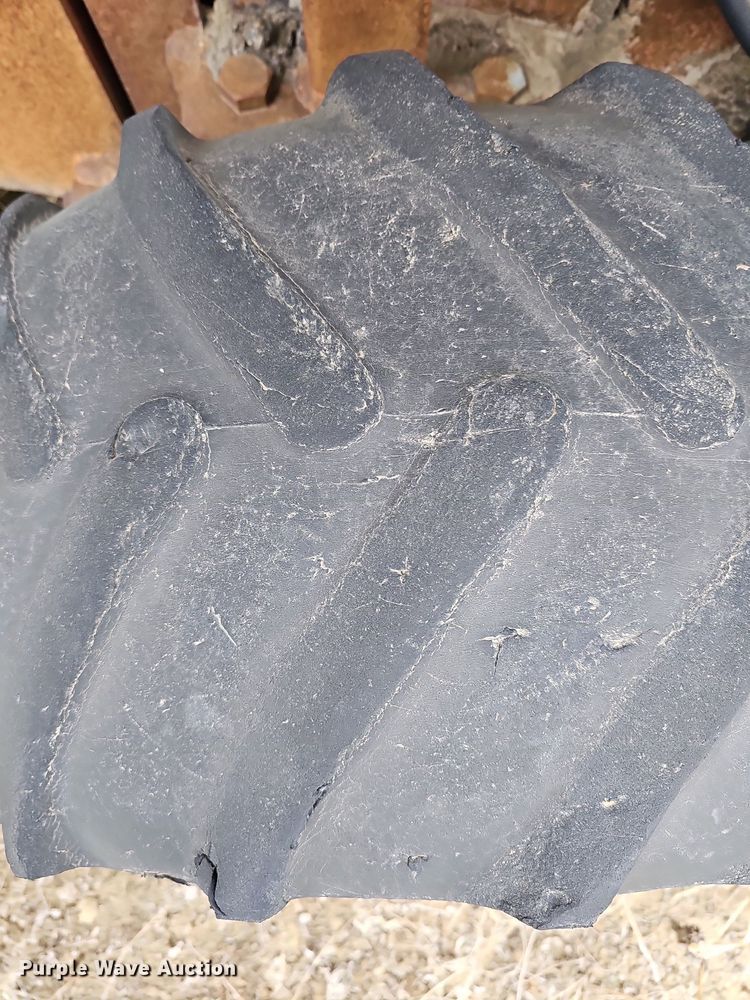 image for item DO4262 Ditch Witch 6510  rock saw