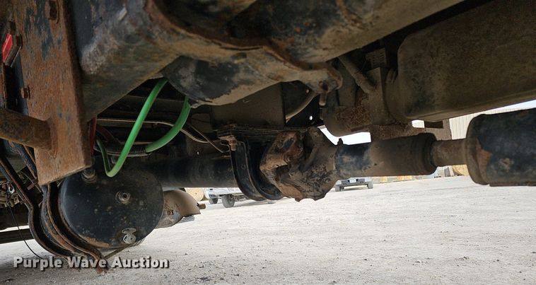 image for item DO4272 2006 Freightliner Business Class M2  chipper truck