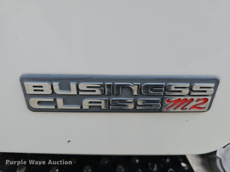 image for item DO4272 2006 Freightliner Business Class M2  chipper truck