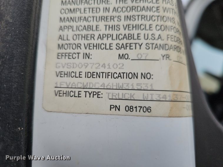 image for item DO4272 2006 Freightliner Business Class M2  chipper truck