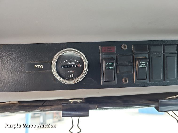 image for item DO4275 1999 Freightliner FL70  bucket truck