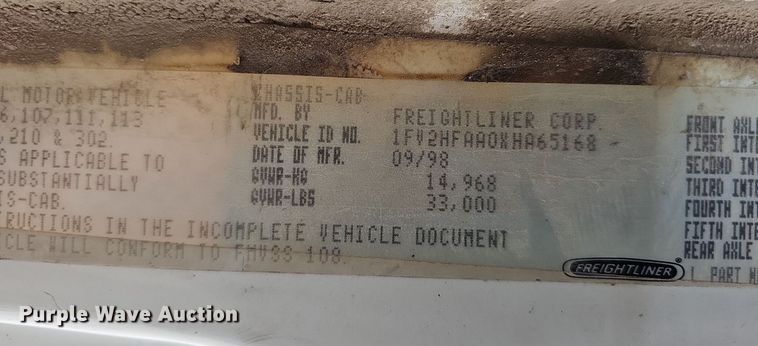 image for item DO4275 1999 Freightliner FL70  bucket truck