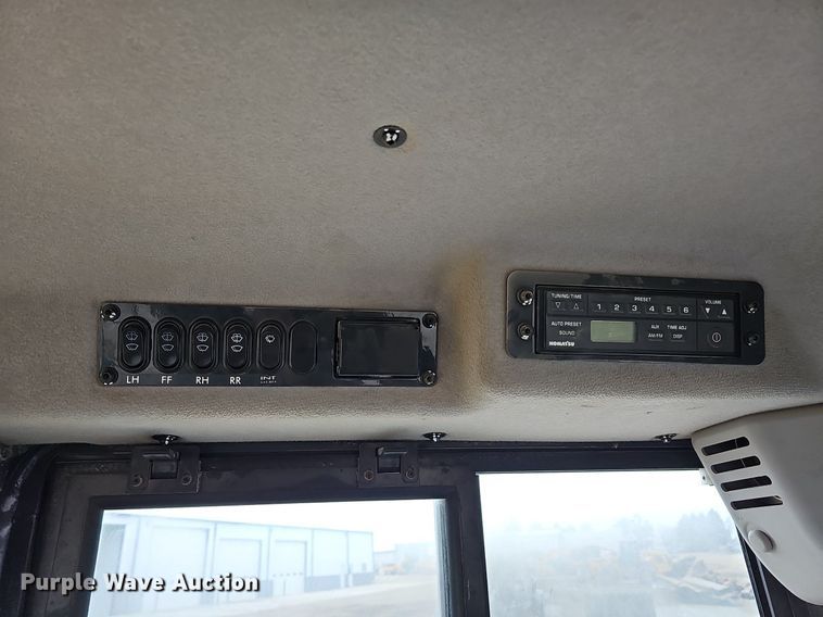 image for item DO4279 2017 Komatsu D61PX-24  dozer