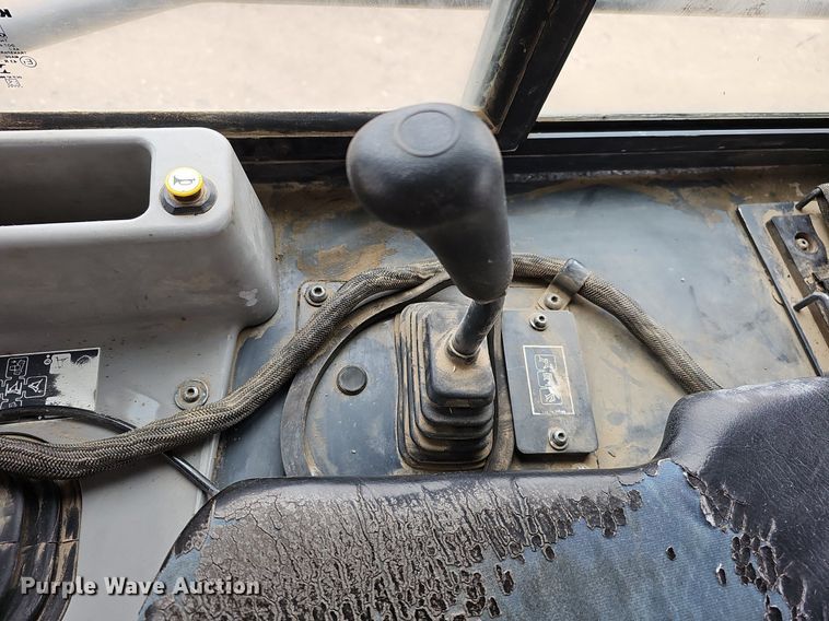 image for item DO4279 2017 Komatsu D61PX-24  dozer