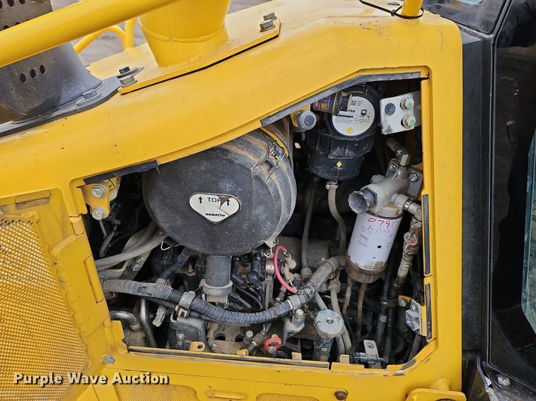 image for item DO4279 2017 Komatsu D61PX-24  dozer