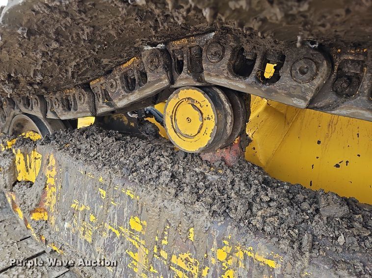 image for item DO4279 2017 Komatsu D61PX-24  dozer