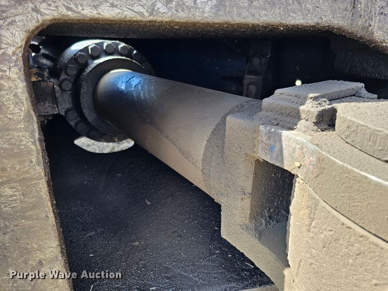 image for item DO4280 LaBounty MSD 116 R  rotating shear