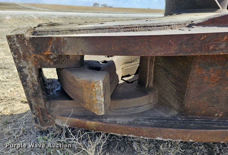 image for item DO4280 LaBounty MSD 116 R  rotating shear