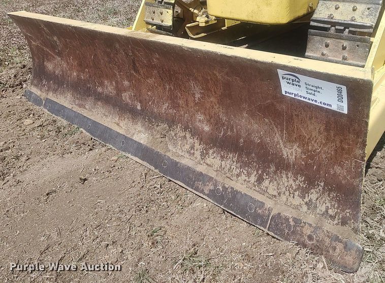 image for item DQ0465 John Deere 1010  dozer