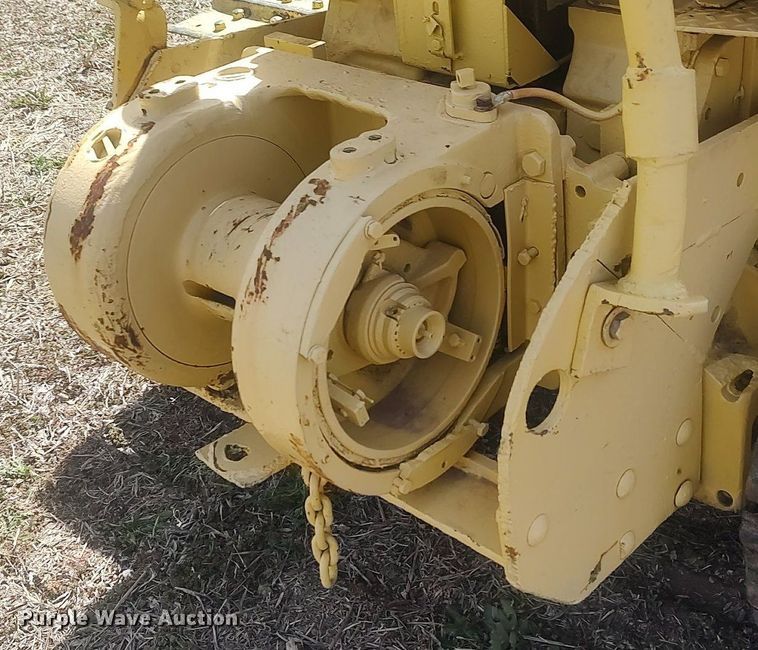 image for item DQ0465 John Deere 1010  dozer