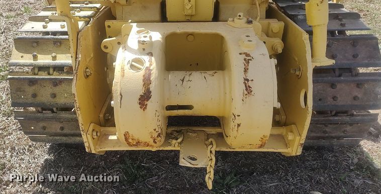 image for item DQ0465 John Deere 1010  dozer