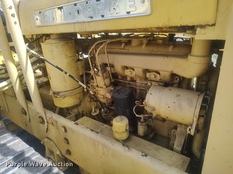 image for item DQ0465 John Deere 1010  dozer