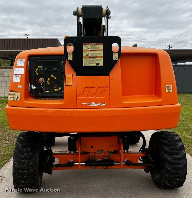 image for item DQ2015 JLG 400S  boom lift