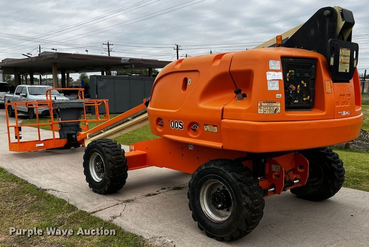image for item DQ2015 JLG 400S  boom lift