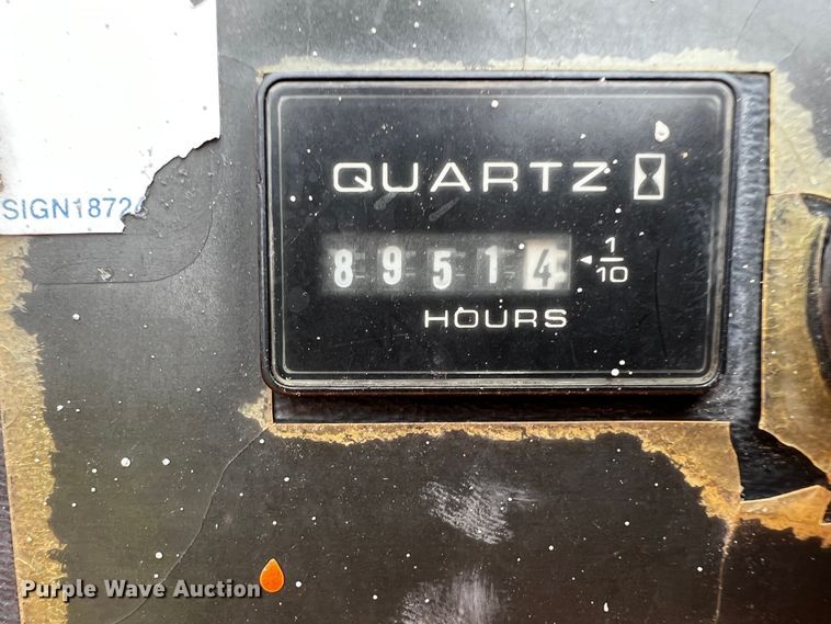 image for item DQ2015 JLG 400S  boom lift