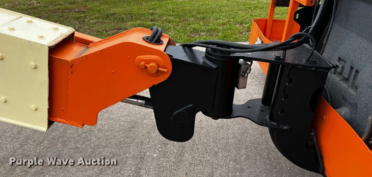 image for item DQ2015 JLG 400S  boom lift