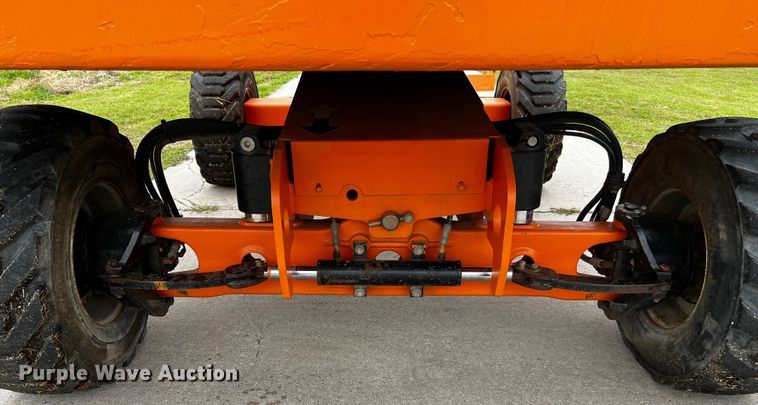 image for item DQ2015 JLG 400S  boom lift
