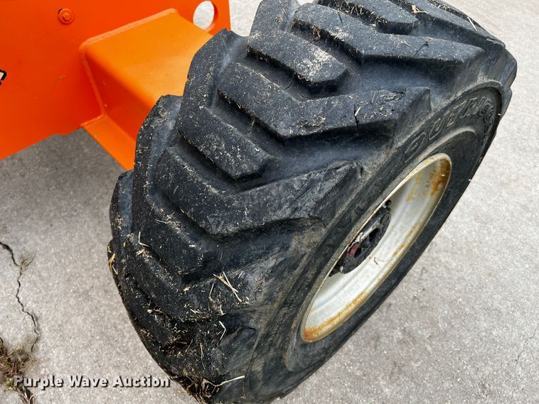 image for item DQ2015 JLG 400S  boom lift