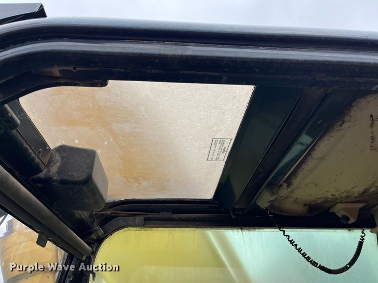 image for item DQ4108 1998 Caterpillar 330B L  excavator