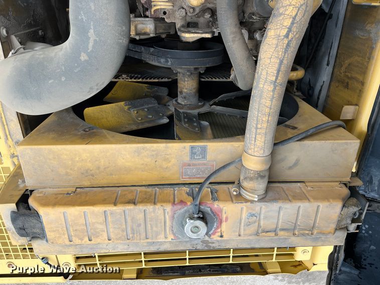 image for item DQ4108 1998 Caterpillar 330B L  excavator