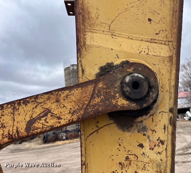 image for item DQ4108 1998 Caterpillar 330B L  excavator