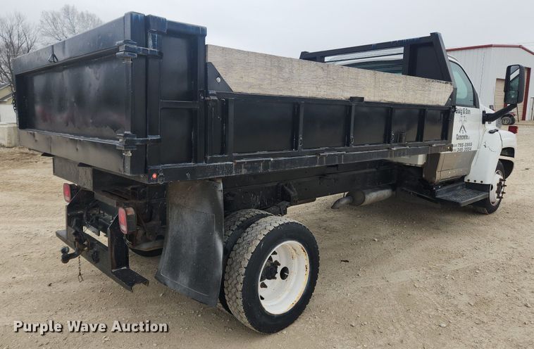 image for item DQ5374 2003 Chevrolet C4500  dump flatbed truck