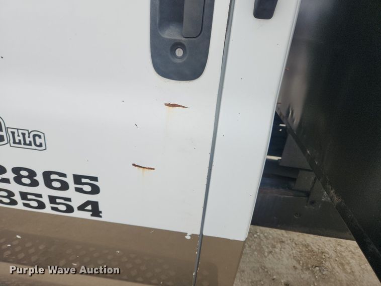 image for item DQ5374 2003 Chevrolet C4500  dump flatbed truck