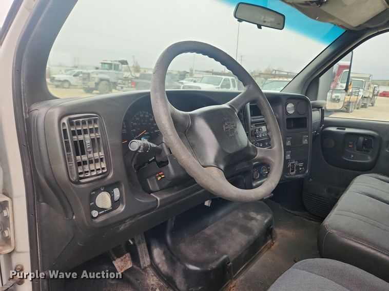 image for item DQ5374 2003 Chevrolet C4500  dump flatbed truck