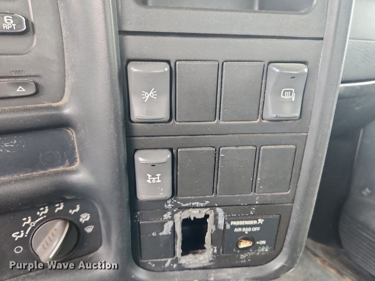 image for item DQ5374 2003 Chevrolet C4500  dump flatbed truck