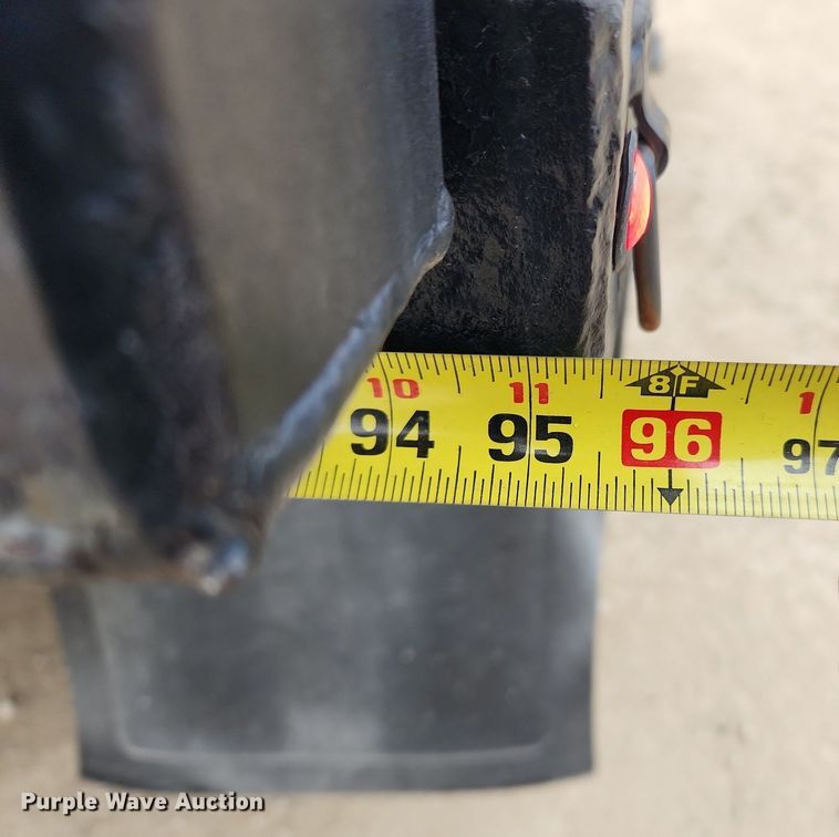 image for item DQ5374 2003 Chevrolet C4500  dump flatbed truck