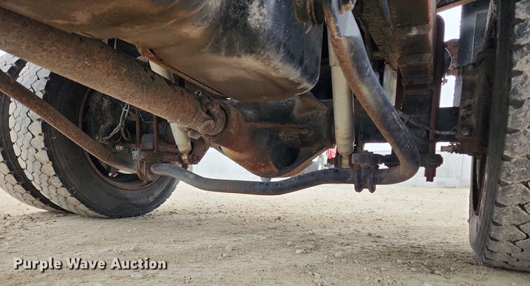 image for item DQ5374 2003 Chevrolet C4500  dump flatbed truck