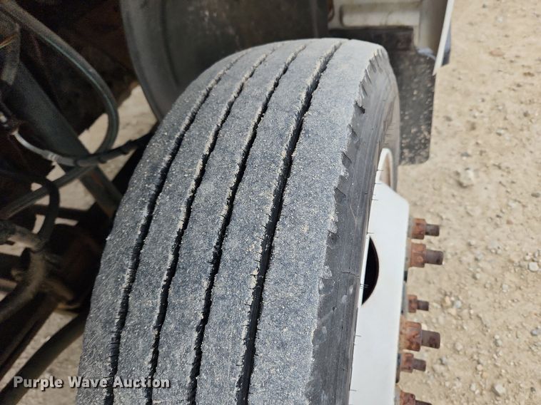 image for item DQ5374 2003 Chevrolet C4500  dump flatbed truck