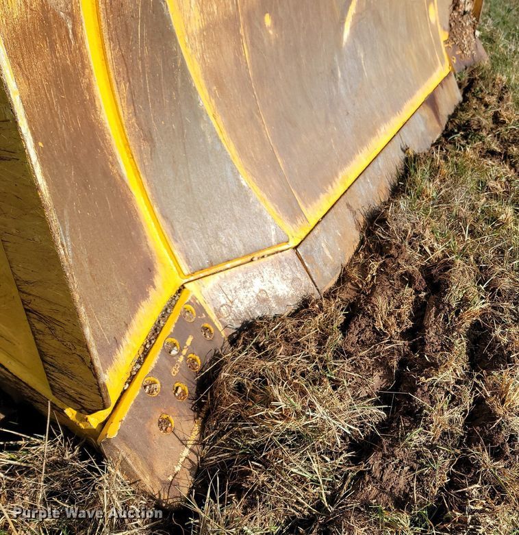 image for item DR3376 2016 Komatsu D65EX-18  dozer