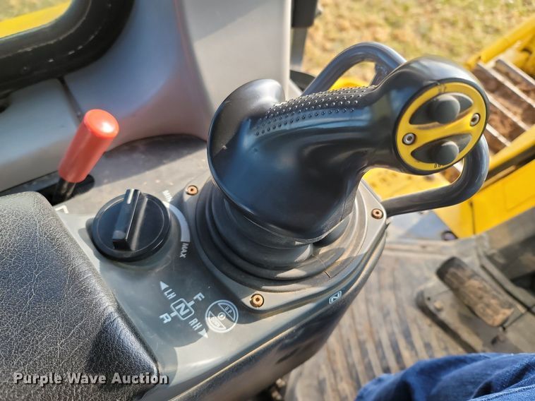 image for item DR3376 2016 Komatsu D65EX-18  dozer