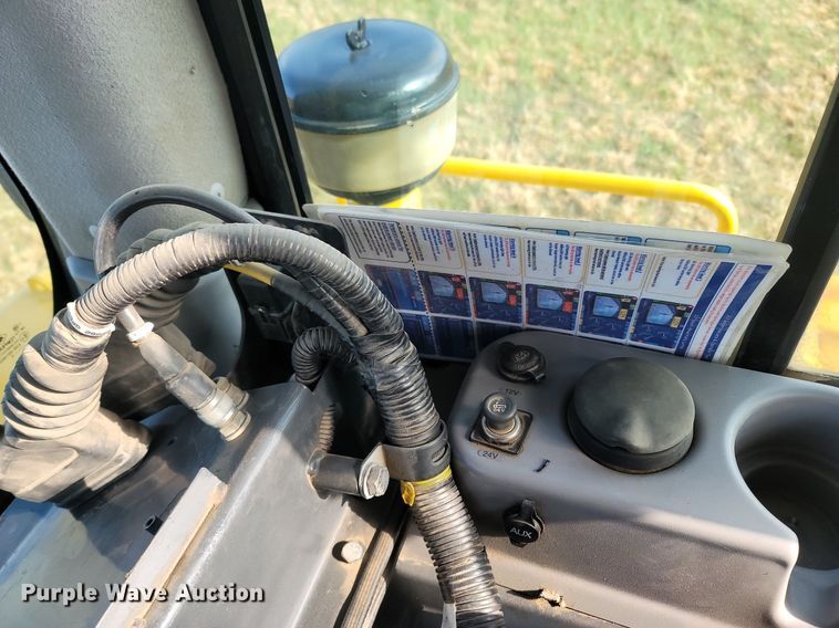 image for item DR3376 2016 Komatsu D65EX-18  dozer