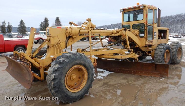 image for item DR4520 1969 Caterpillar 14E  rigid frame motor grader