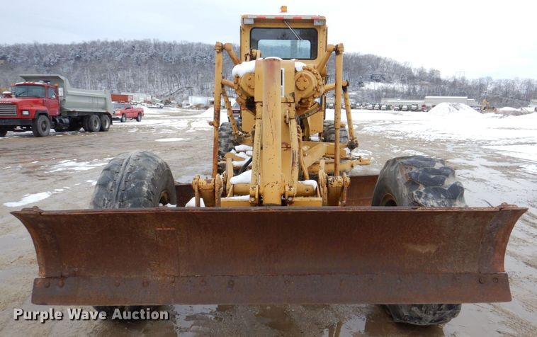 image for item DR4520 1969 Caterpillar 14E  rigid frame motor grader