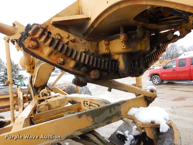 image for item DR4520 1969 Caterpillar 14E  rigid frame motor grader