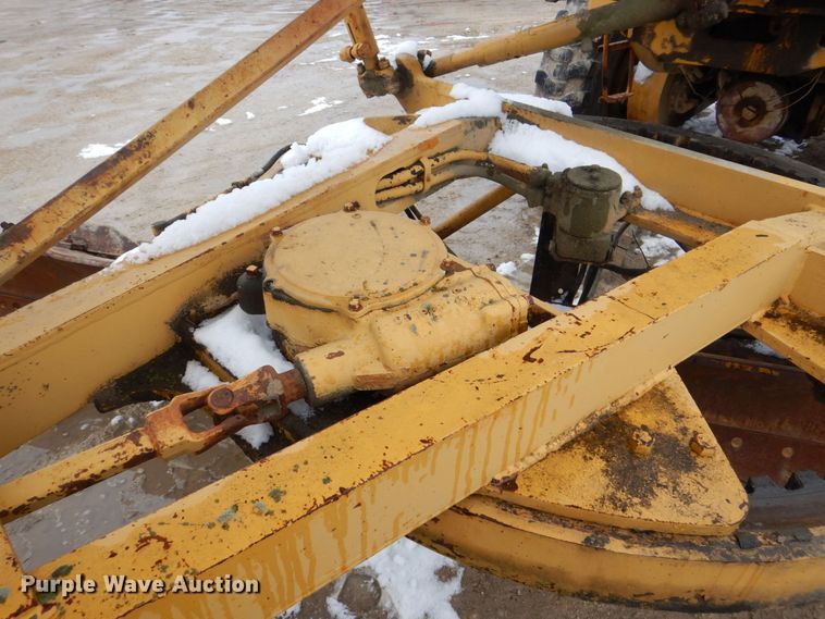 image for item DR4520 1969 Caterpillar 14E  rigid frame motor grader