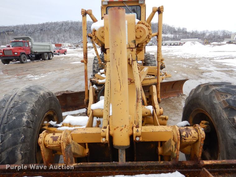 image for item DR4520 1969 Caterpillar 14E  rigid frame motor grader