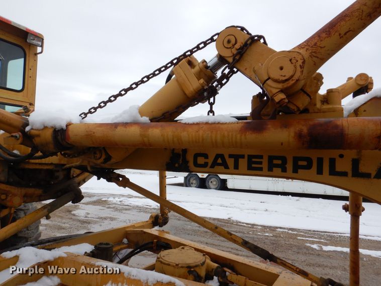 image for item DR4520 1969 Caterpillar 14E  rigid frame motor grader