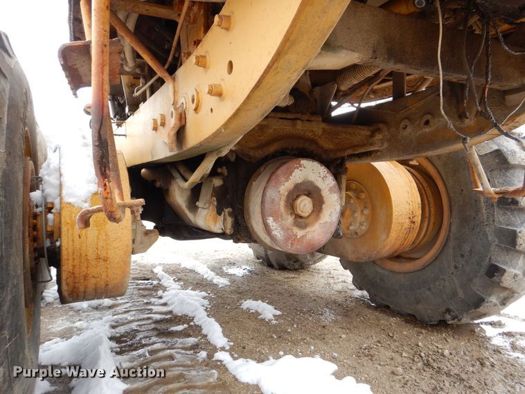 image for item DR4520 1969 Caterpillar 14E  rigid frame motor grader