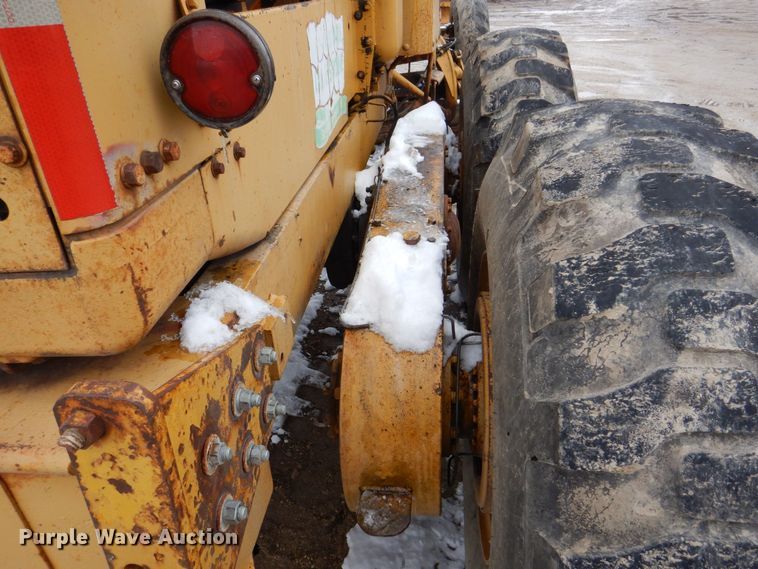 image for item DR4520 1969 Caterpillar 14E  rigid frame motor grader