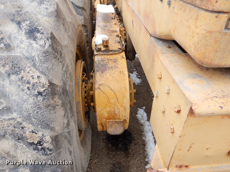 image for item DR4520 1969 Caterpillar 14E  rigid frame motor grader